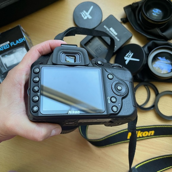 Nikon Digital Camera D3200 - Picture 6 of 16